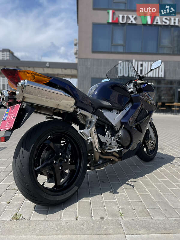 Мотоцикл Спорт-туризм Honda VFR 800F Interceptor 2003 в Києві