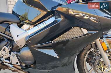Мотоцикл Спорт-туризм Honda VFR 800F Interceptor 2008 в 