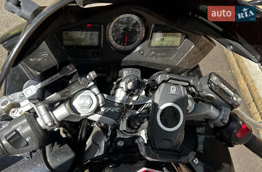 Мотоцикл Спорт-туризм Honda VFR 800F Interceptor 2006 в 