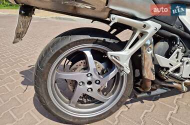 Мотоцикл Спорт-туризм Honda VFR 800F Interceptor 2005 в 