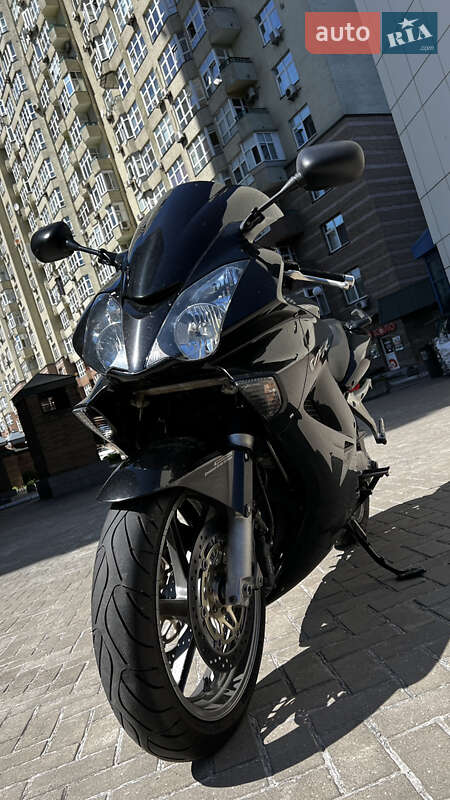 Мотоцикл Спорт-туризм Honda VFR 800F Interceptor 2006 в Києві