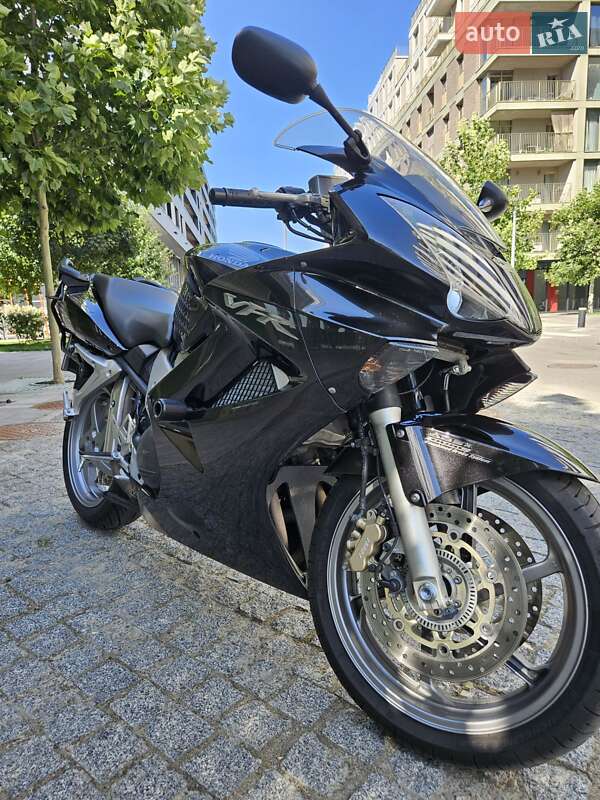 Мотоцикл Спорт-туризм Honda VFR 800F Interceptor 2006 в Києві