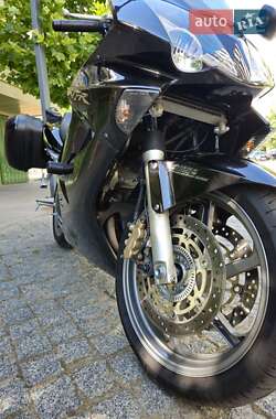 Мотоцикл Спорт-туризм Honda VFR 800F Interceptor 2006 в 