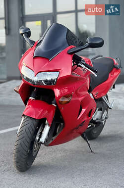 Мотоцикл Спорт-туризм Honda VFR 800F Interceptor 1999 в 