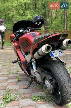 Мотоцикл Спорт-туризм Honda VFR 800F Interceptor 2002 в 