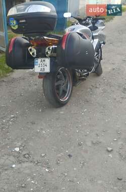Мотоцикл Спорт-туризм Honda VFR 800F Interceptor 2004 в 