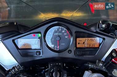 Мотоцикл Спорт-туризм Honda VFR 800F Interceptor 2006 в 