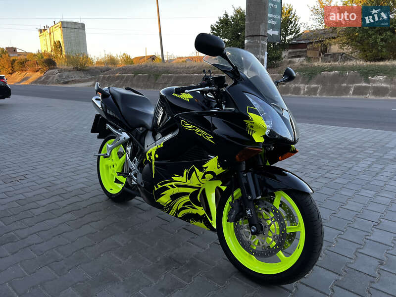 Мотоцикл Спорт-туризм Honda VFR 800F Interceptor 2002 в Березівці