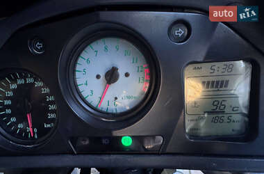 Мотоцикл Спорт-туризм Honda VFR 800F Interceptor 1998 в 
