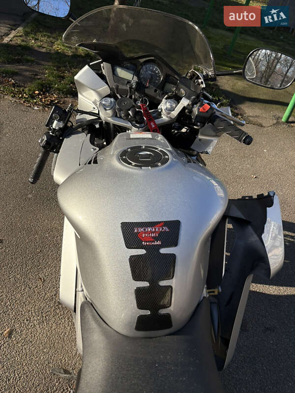 Мотоцикл Спорт-туризм Honda VFR 800F Interceptor 2003 в Києві