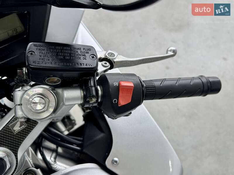 Мотоцикл Спорт-туризм Honda VFR 800F Interceptor 2003 в Хмельницькому