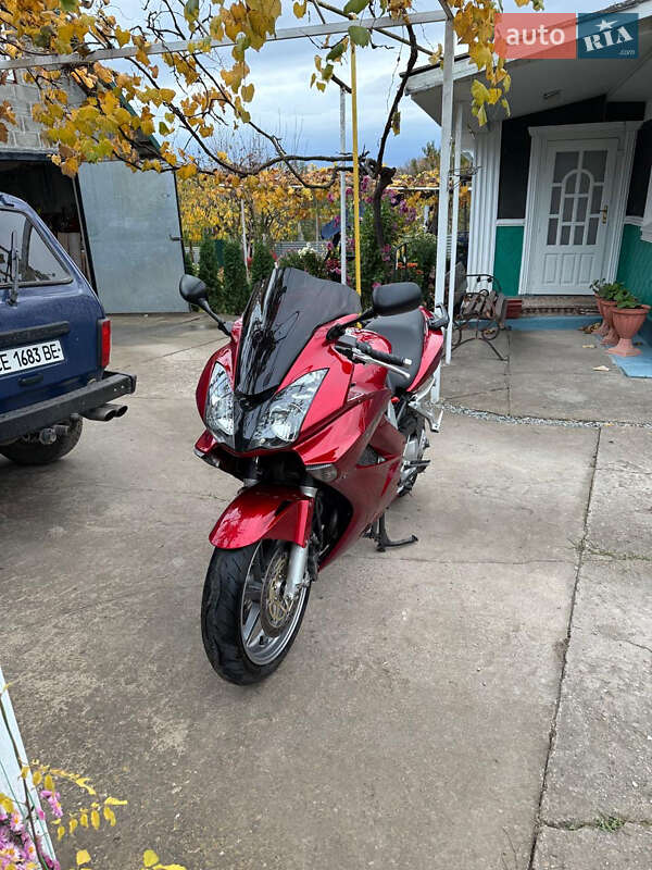 Мотоцикл Спорт-туризм Honda VFR 800F Interceptor 2006 в Кельменцах фото 2 Мотоцикл Спорт-туризм Honda VFR 800F Interceptor 2006 в Кельменцах