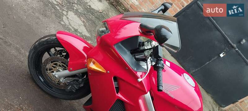 Мотоцикл Спорт-туризм Honda VFR 800F Interceptor 1999 в Полтаве