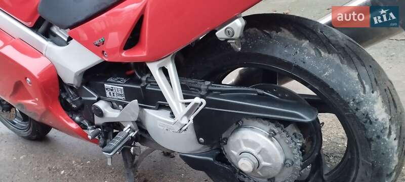 Мотоцикл Спорт-туризм Honda VFR 800F Interceptor 1999 в Полтаве