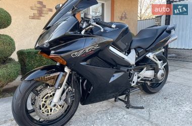 Мотоцикл Спорт-туризм Honda VFR 800F Interceptor 2008 в Славуті