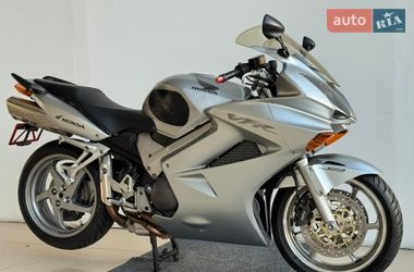 Мотоцикл Спорт-туризм Honda VFR 800F Interceptor 2005 в Києві