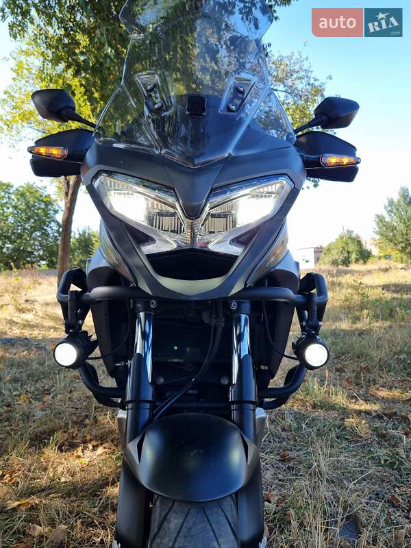 Мотоцикл Многоцелевой (All-round) Honda VFR 800X Crossrunner 2015 в Кривом Роге фото 17 Мотоцикл Многоцелевой (All-round) Honda VFR 800X Crossrunner 2015 в Кривом Роге