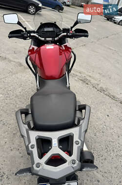 Мотоцикл Спорт-туризм Honda VFR 800X Crossrunner 2016 в 