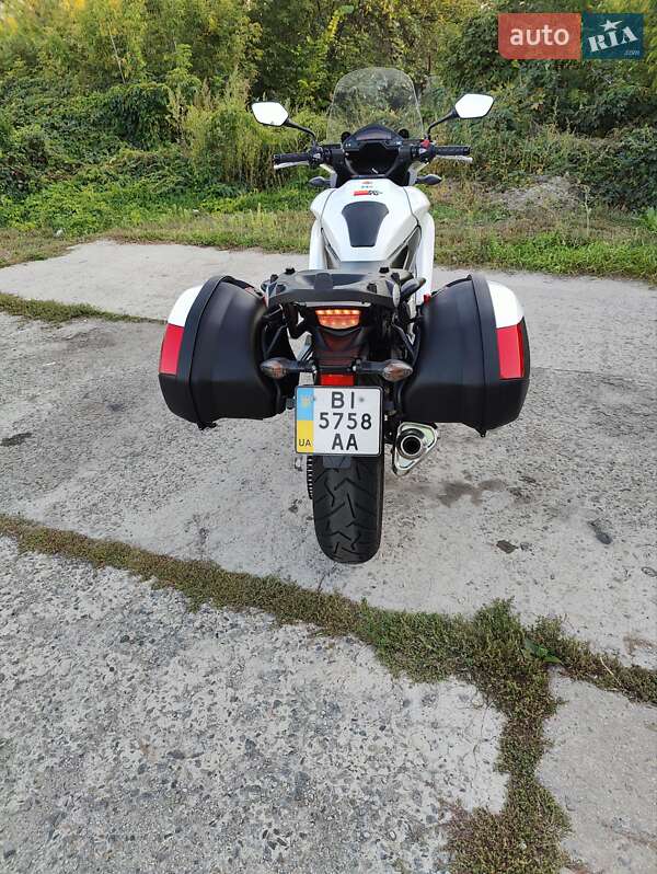 Мотоцикл Спорт-туризм Honda VFR 800X Crossrunner 2012 в Харкові фото 18 Мотоцикл Спорт-туризм Honda VFR 800X Crossrunner 2012 в Харкові