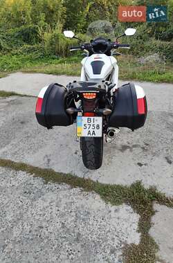 Мотоцикл Спорт-туризм Honda VFR 800X Crossrunner 2012 в 