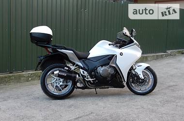 Мотоцикл Спорт-туризм Honda VFR 2010 в Луцке