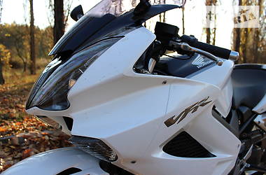 Мотоцикл Спорт-туризм Honda VFR 2009 в Чернігові