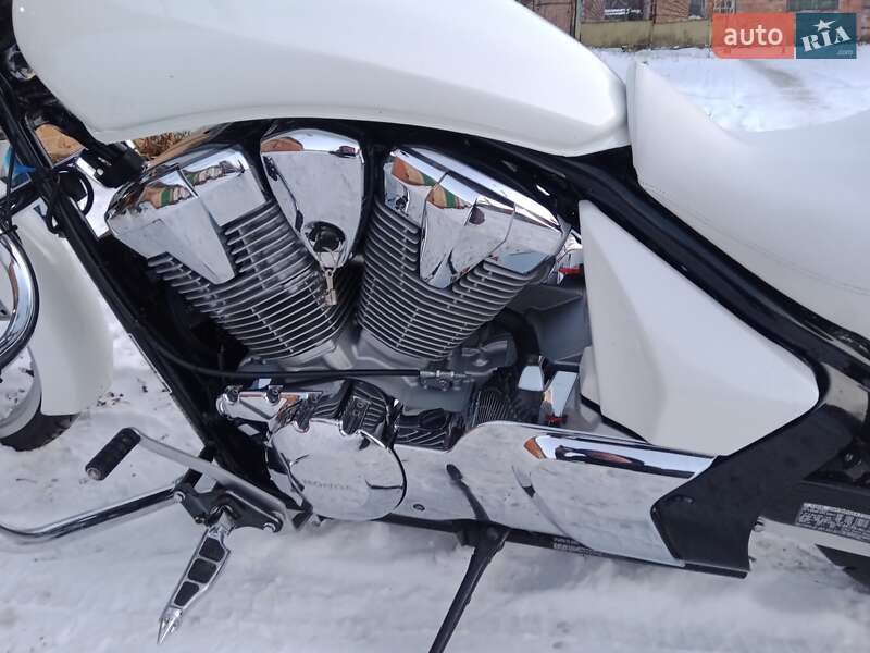 Боббер Honda VT 1300CS Sabre 2010 в Умани