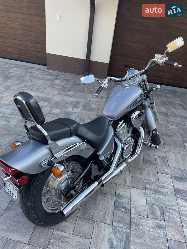 Мотоцикл Круизер Honda VT 600C 2004 в Ровно фото 2 Мотоцикл Круизер Honda VT 600C 2004 в Ровно