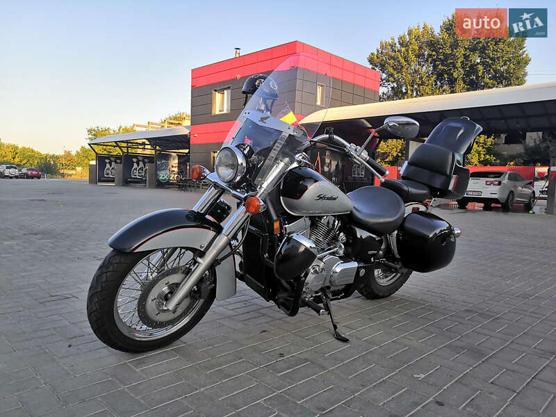 Honda VT 750C 2004