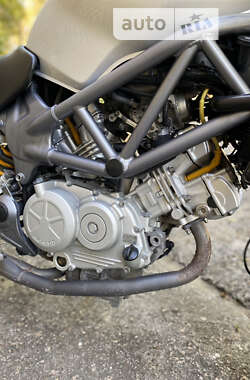 Мотоцикл Без обтекателей (Naked bike) Honda VTR 250 2007 в 
