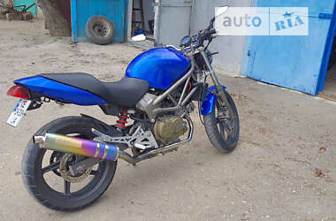 Мотоцикл Классик Honda VTR 250 1999 в Сокирянах