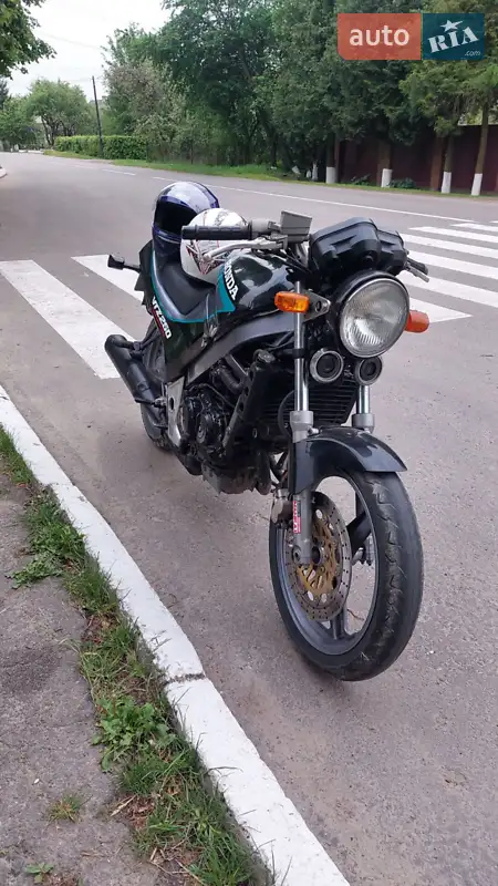 Honda VTZ 250 1990