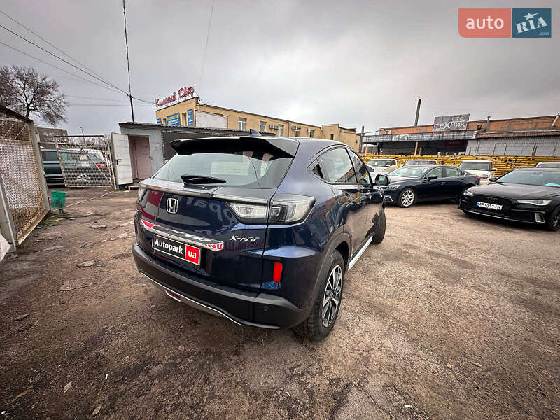 Позашляховик / Кросовер Honda X-NV 2019 в Запоріжжі