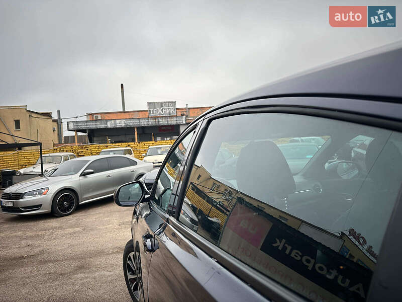 Позашляховик / Кросовер Honda X-NV 2019 в Запоріжжі