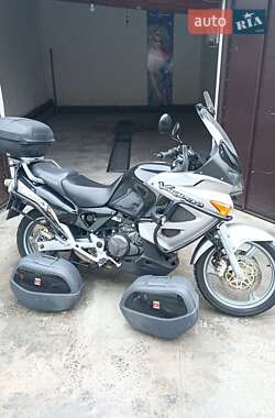 Мотоцикл Багатоцільовий (All-round) Honda XL 1000V Varadero 2003 в Миронівці