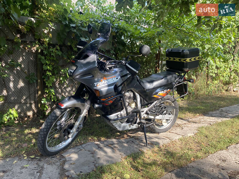 Мотоцикл Багатоцільовий (All-round) Honda XL 600V Transalp 1996 в Кам'янському