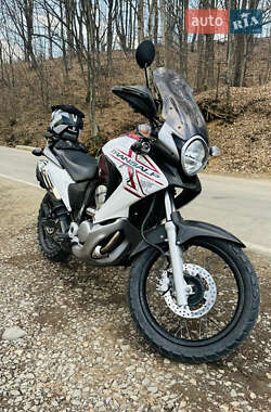 Мотоцикл Спорт-туризм Honda XL 700V Transalp 2010 в Мукачевому