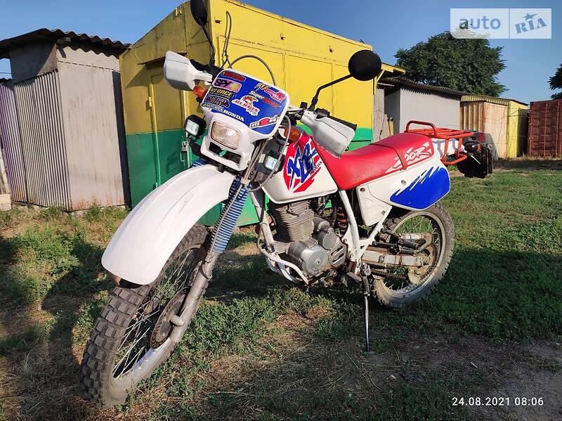 Мотоцикл Багатоцільовий (All-round) Honda XLR 125R 1995 в Миколаєві