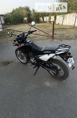 Мотоцикл Многоцелевой (All-round) Honda XR 150L 2014 в Харькове