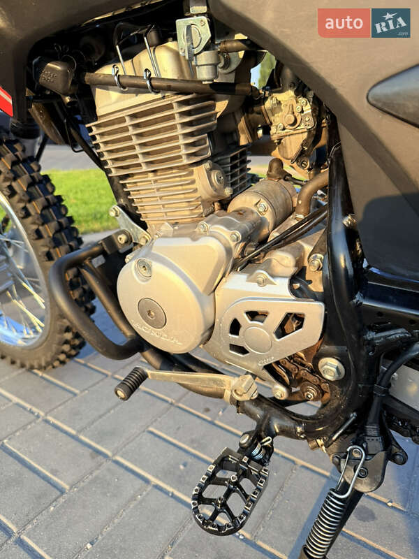 Мотоцикл Внедорожный (Enduro) Honda XR 150L 2022 в Днепре
