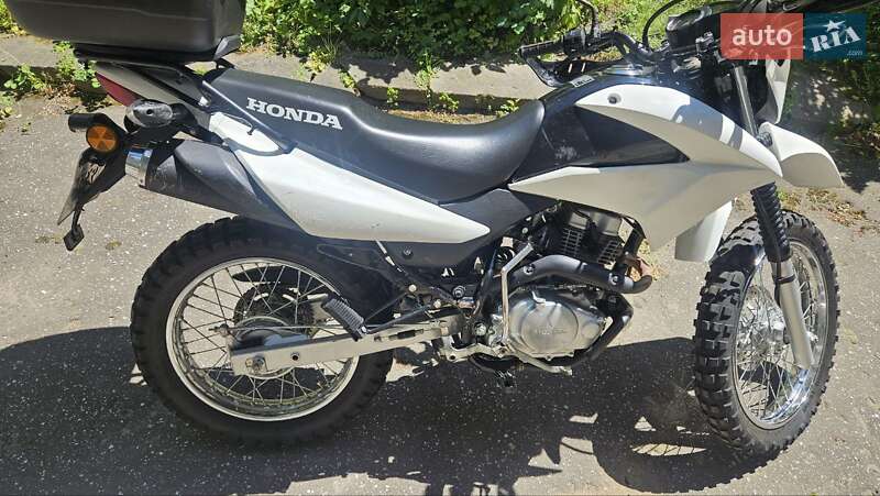 Honda XR 150L 2014