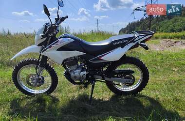 Мотоцикл Внедорожный (Enduro) Honda XR 150L 2014 в 