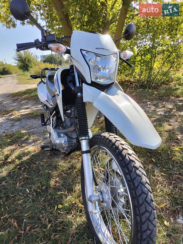 Мотоцикл Багатоцільовий (All-round) Honda XR 150L 2015 в Білій Церкві фото 7 Мотоцикл Багатоцільовий (All-round) Honda XR 150L 2015 в Білій Церкві