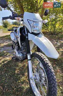 Мотоцикл Многоцелевой (All-round) Honda XR 150L 2015 в 