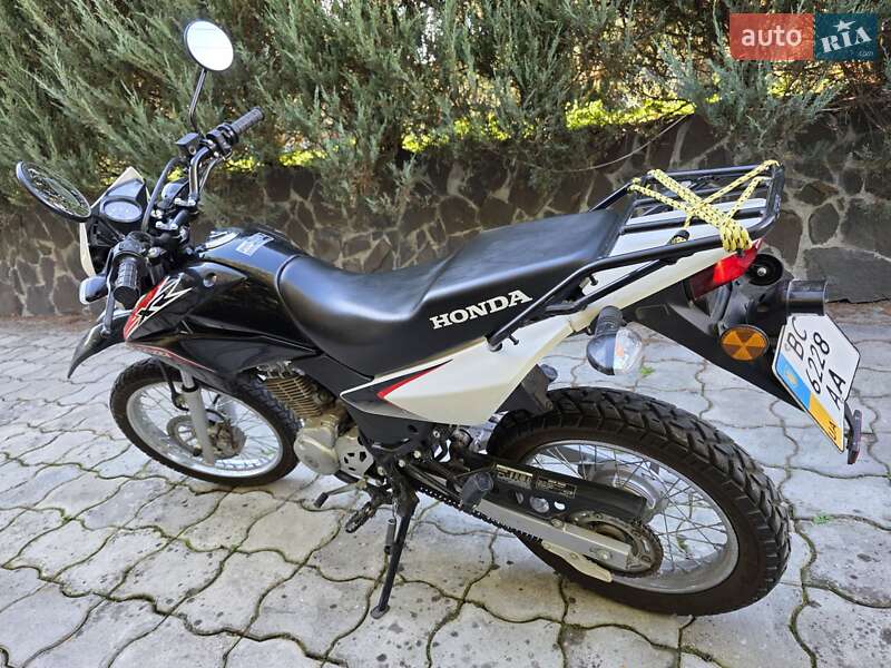 Мотоцикл Позашляховий (Enduro) Honda XR 150L 2014 в Львові