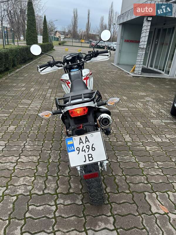 Мотоцикл Внедорожный (Enduro) Honda XR 150L 2022 в Киеве фото 3 Мотоцикл Внедорожный (Enduro) Honda XR 150L 2022 в Киеве