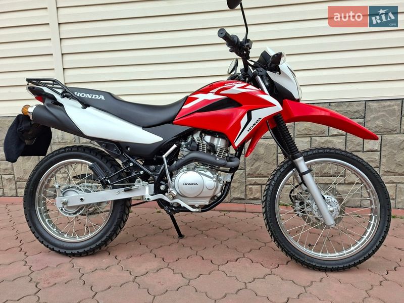 Honda XR 150L 2024