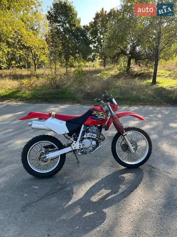 Мотоцикл Внедорожный (Enduro) Honda XR 250R 2000 в 