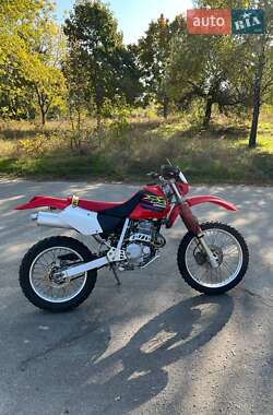 Мотоцикл Внедорожный (Enduro) Honda XR 250R 2000 в 