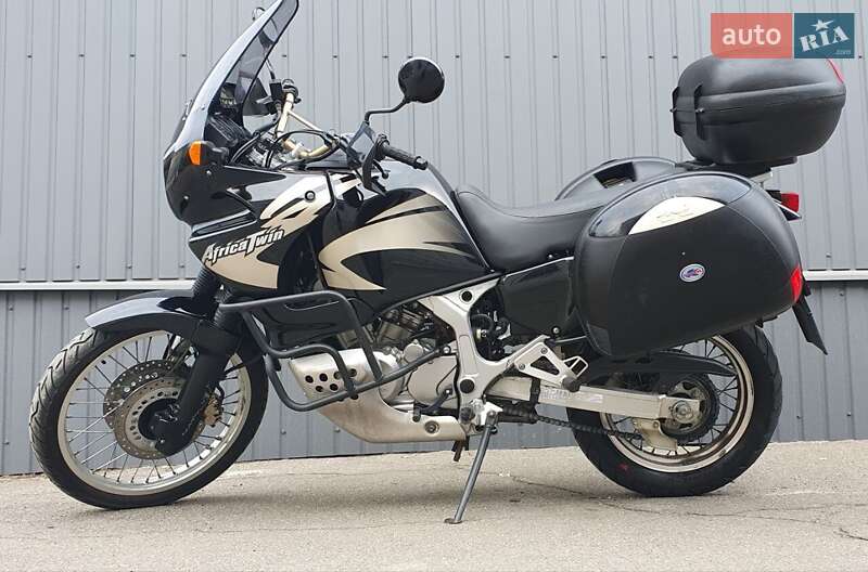 Honda XRV 750 Africa Twin 2002